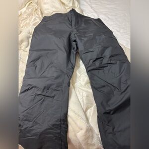 Obermeyer Women’s Ski Pants- size 18 Short